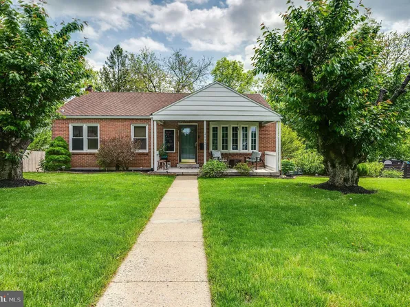 2612 Reading Blvd, West Lawn, PA 19609
