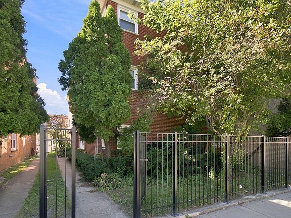 2nd image of 4305 W Lawrence Ave