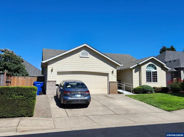 793 Burgundy Ave NE, Keizer, OR 97303