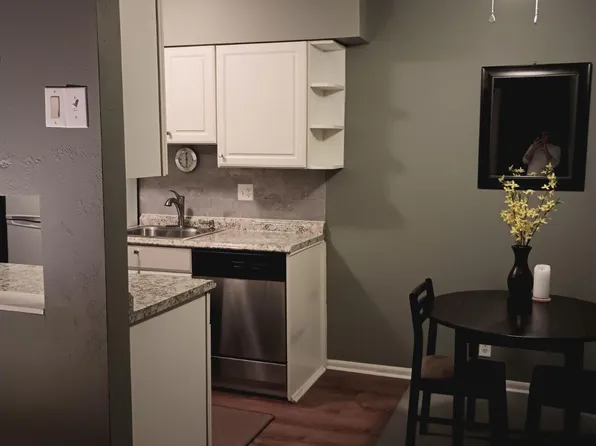 1601 Pennsylvania St NE Unit Z16, Albuquerque, NM 87110