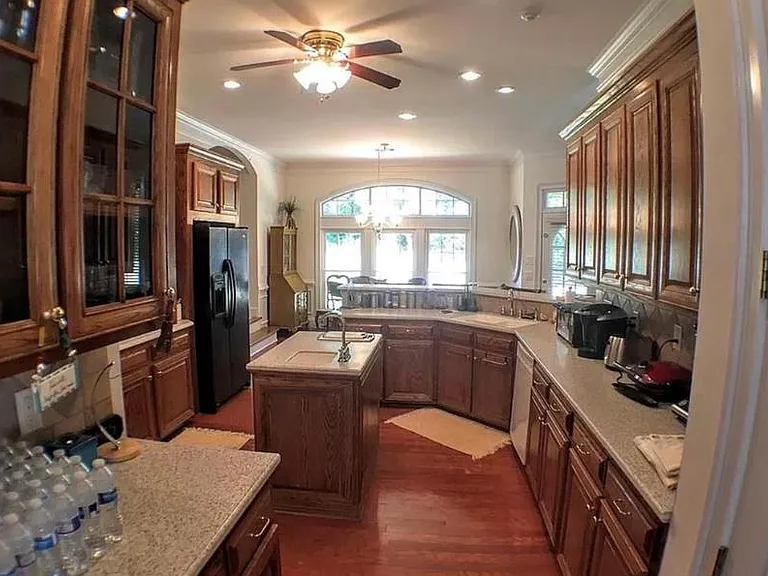 8225 Seven Oaks Dr S — Photo 19