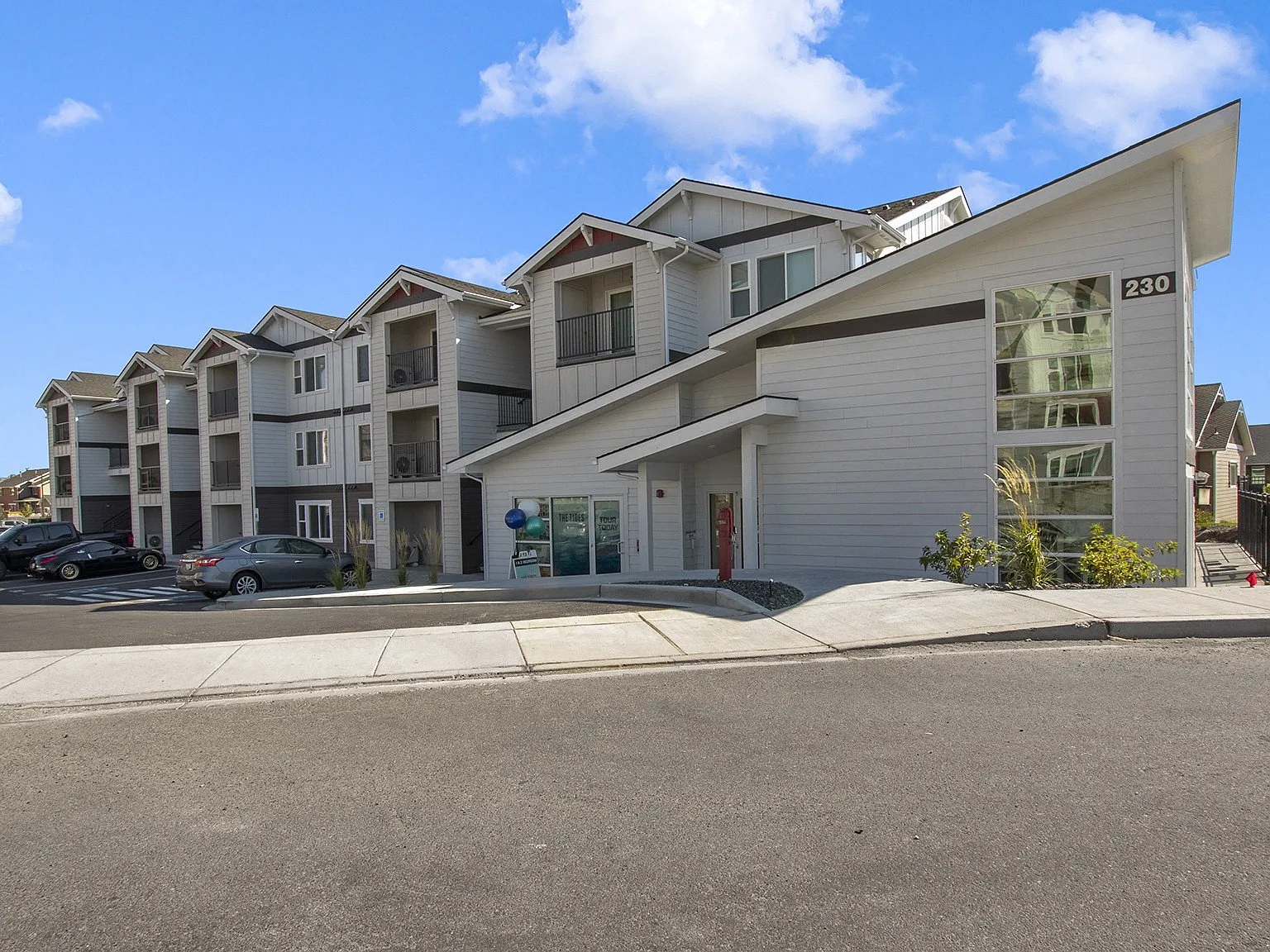 Tides at Willow Pointe — Photo 2