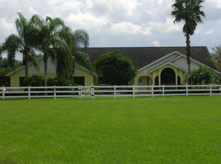 3915 Midway Rd, Plant City, FL 33565