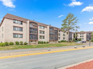 4710 58th Ave N APT 221, Crystal, MN 55429