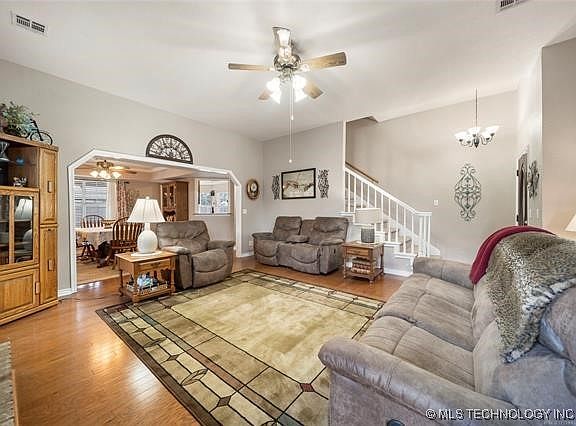 4th image of 7806 N 128th East Ave