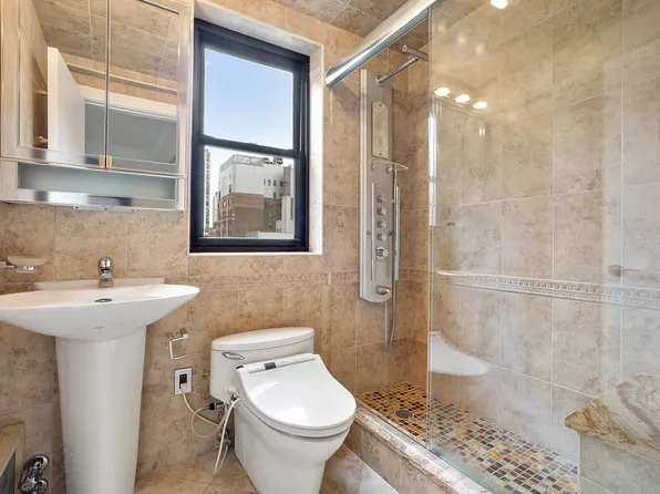 177 East 77th Street image 11 of 12