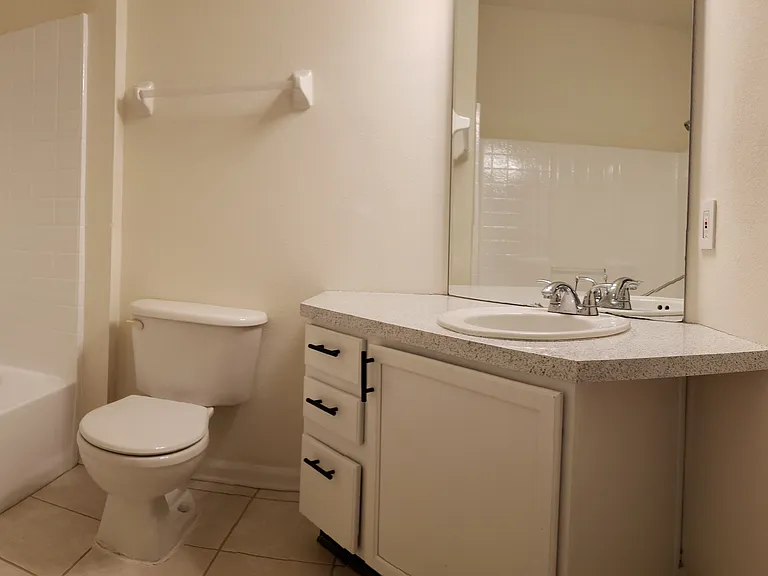 10550 Baymeadows Rd #517 — Photo 12