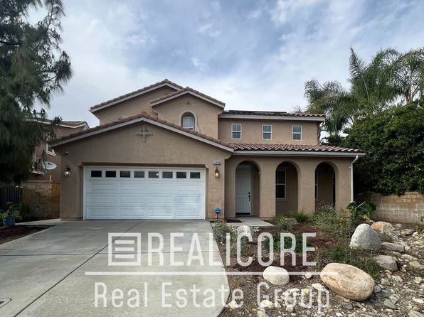 15806 Rock Point Ln
