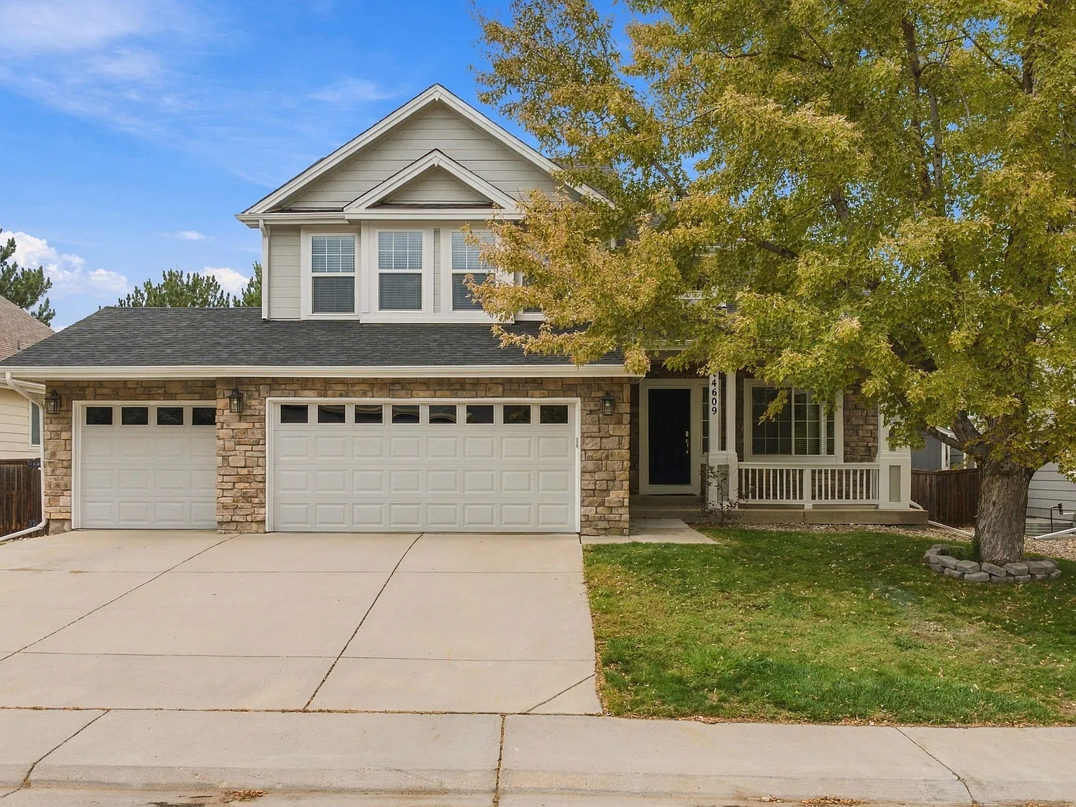 4 bed, 2.5 bath, 2083 sqft, $3,450 — Photo 1