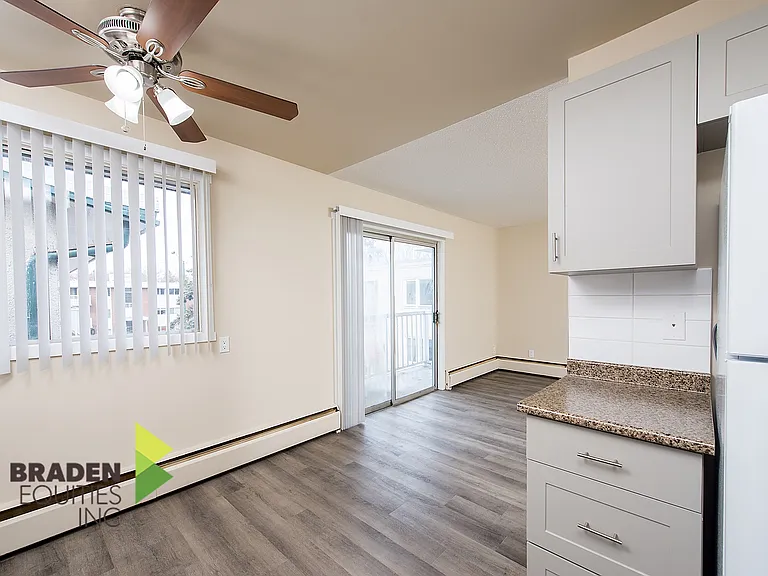 10915 124th St NW — Photo 16