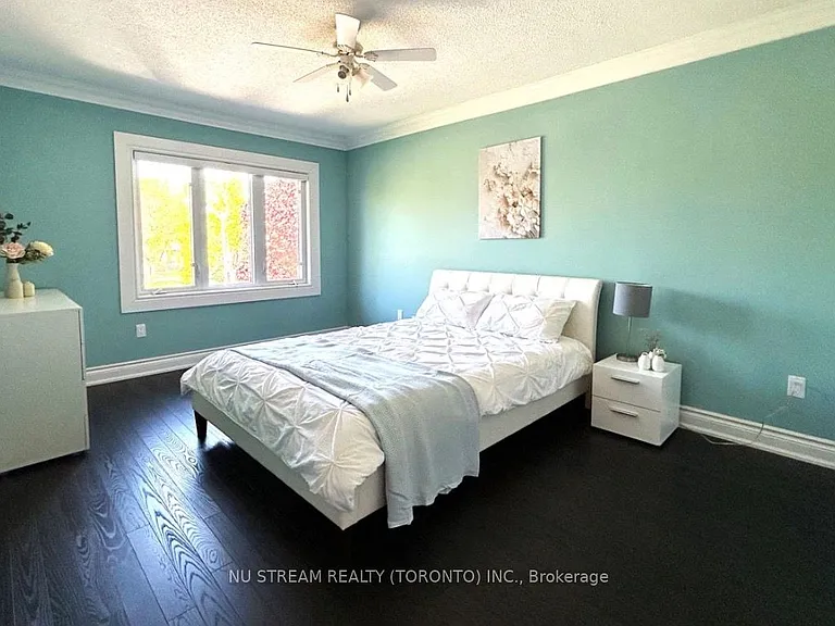 31 Ashfield Dr — Photo 31