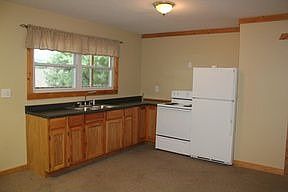 5th image of 111 Valley Brook Ln
