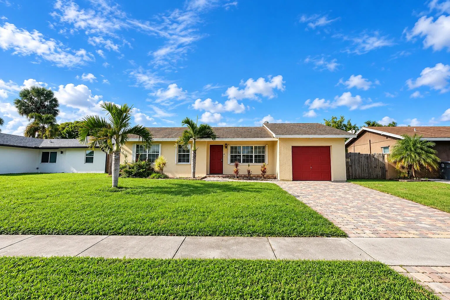 3 bed, 2.0 bath, 1045 sqft, $3,750 — Photo 1