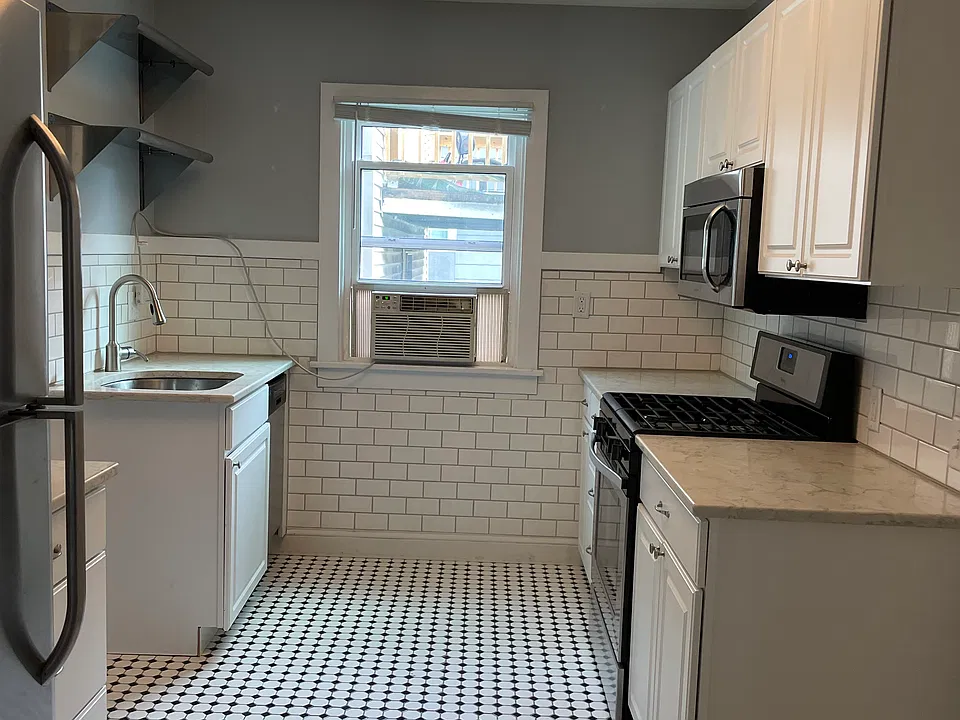 116 Proudfit St #116