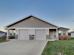8231 SW 3rd St, Blue Springs, MO 64014
