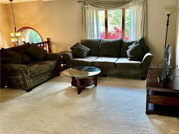 4th image of 1009 Darcy Dr