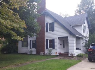 1709 College St, South Bend, IN 46628