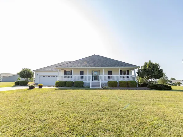 11 Magnolia Dr, Salem, MO 65560