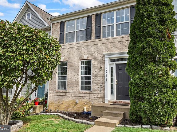2nd image of 15805 Barcelona Ct