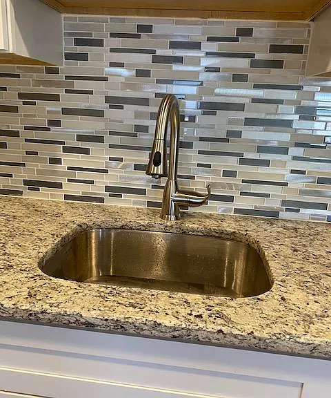 802 Christian St #3 — Photo 3
