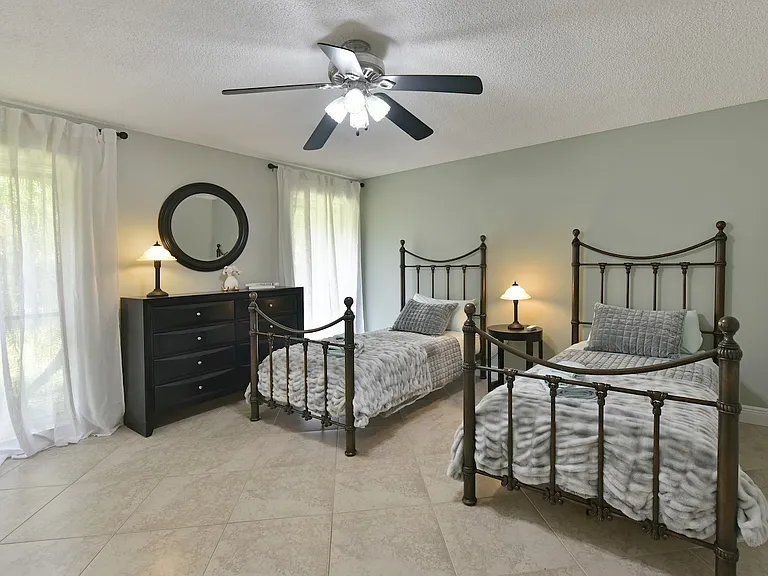 13353 Doubletree Cir — Photo 21