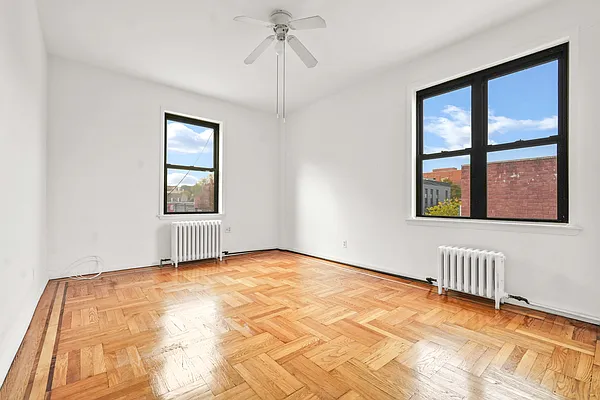 Rented by Brownstone Property Group | media 3