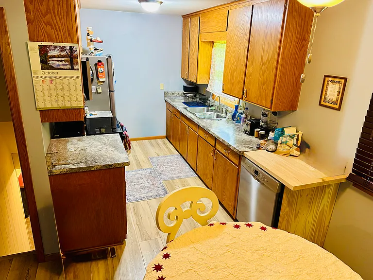 703 Highland Ave — Photo 10