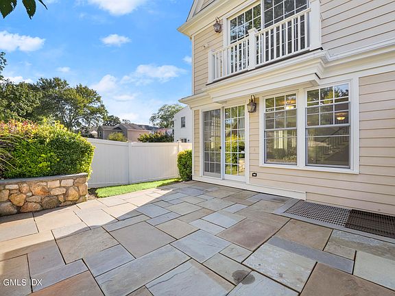 4th image of 55 Byram Terrace Dr #B