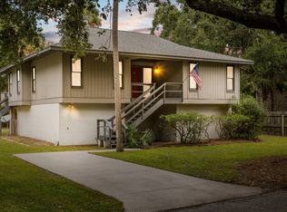 3909 Hartnett Blvd, Isle Of Palms, SC 29451