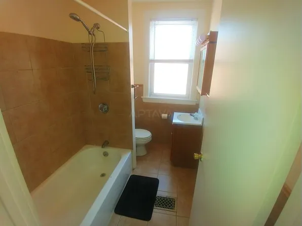 2 Mount Vernon St APT 2, Somerville, MA 02145