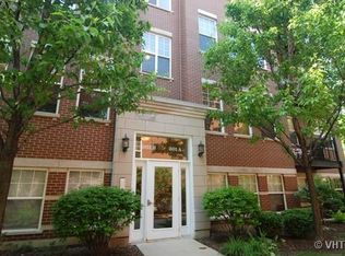 301 W Goethe St Unit 104A, Chicago, IL 60610