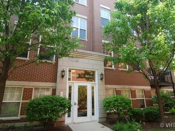 301 W Goethe St Unit 104A, Chicago, IL 60610