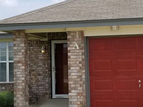 2nd image of 504 Primrose Dr Unit A