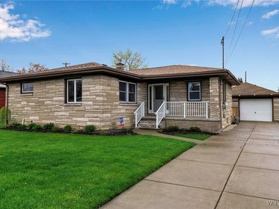 125 Mansion Ave, Cheektowaga, NY, 14206