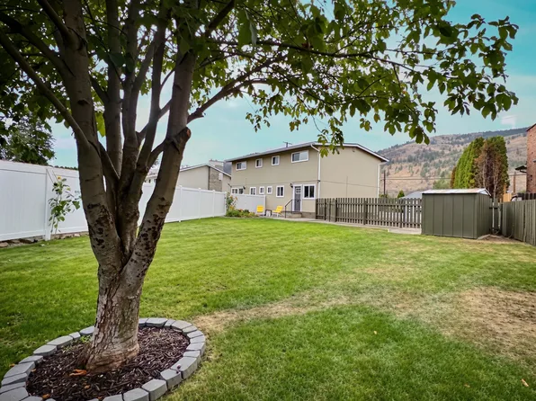 3187 Westsyde Rd, Kamloops, BC V2B 7G6