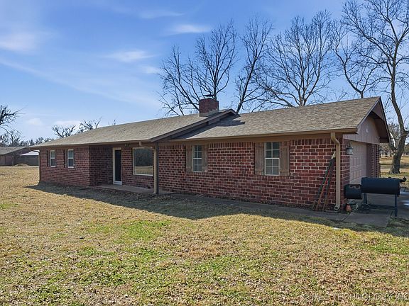 2nd image of 15876 E Pony Lake Dr