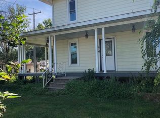 206 N Town St, Toledo, IA 52342