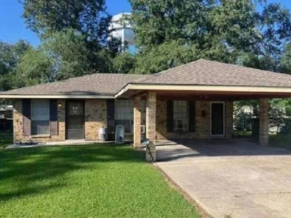 625 Courville St, Breaux Bridge, LA 70517