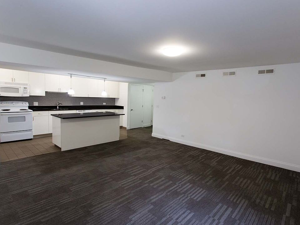Dining/Living room