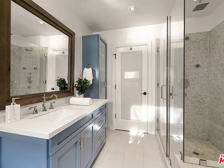 7416 Rosewood Ave — Photo 14