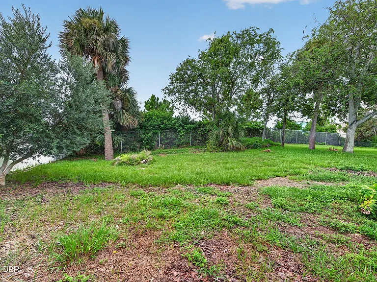 398 Golf Blvd — Photo 41