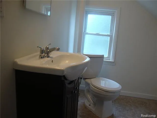 7535 Republic Ave — Photo 11