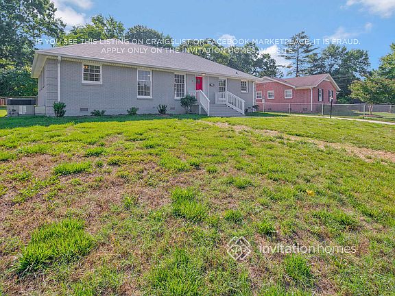 3rd image of 4213 Gladstone Ln