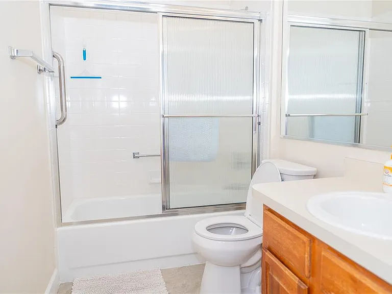 714 Bayhill Ct — Photo 18