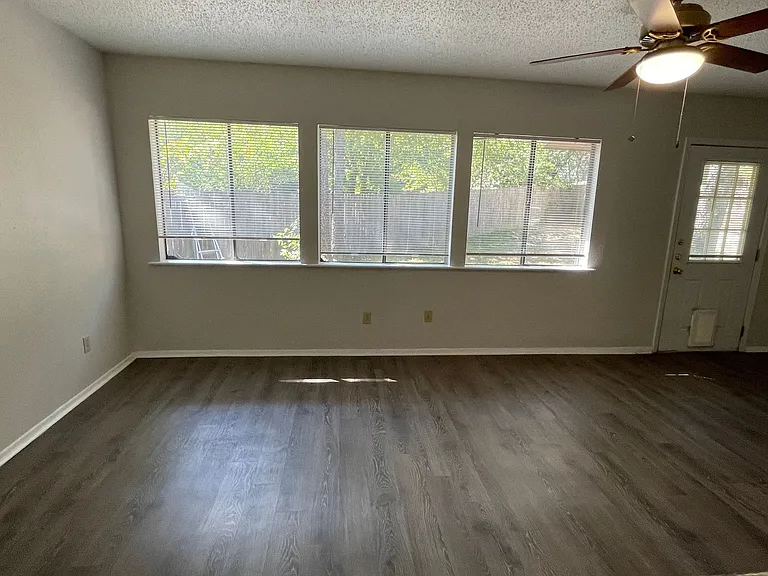 3201 Willow Bnd — Photo 12