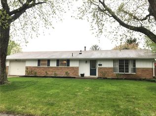 1101 Cottage Court Dr, Fairborn, OH 45324
