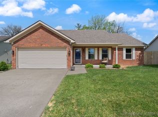 3553 Peach Tree St, Jeffersonville, IN 47130