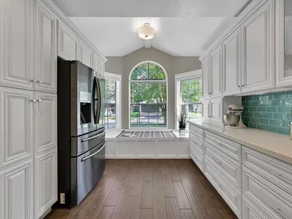 3rd image of 2726 Longleaf Pines Dr