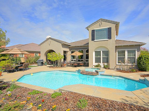 4th image of 3976 Royal Troon Dr