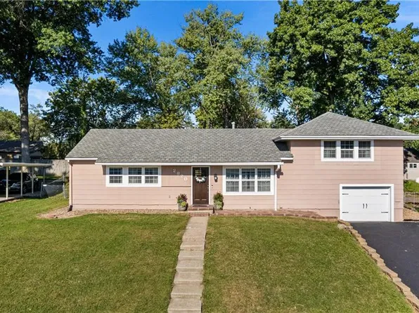 2820 S 25th St, Kansas City, KS 66106